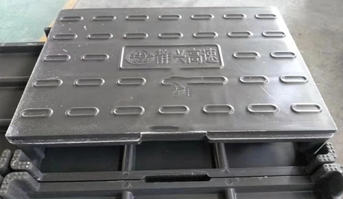 靜興高速隧道蓋板