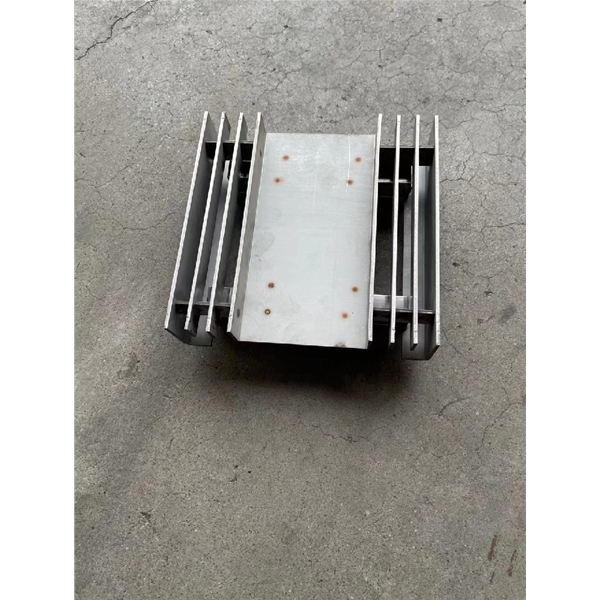 雙邊側(cè)縫線性排水溝