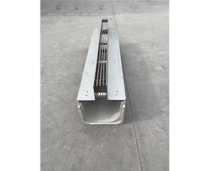 中四縫線(xiàn)性排水溝